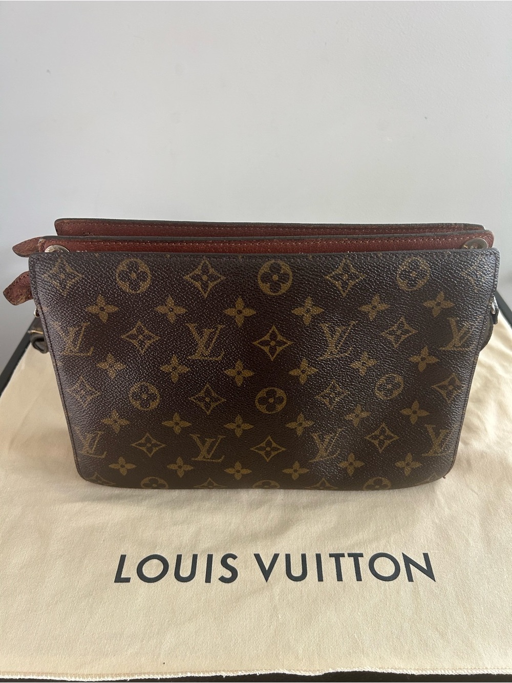 Authentic Louis Vuitton Enghien Crossbody Bag